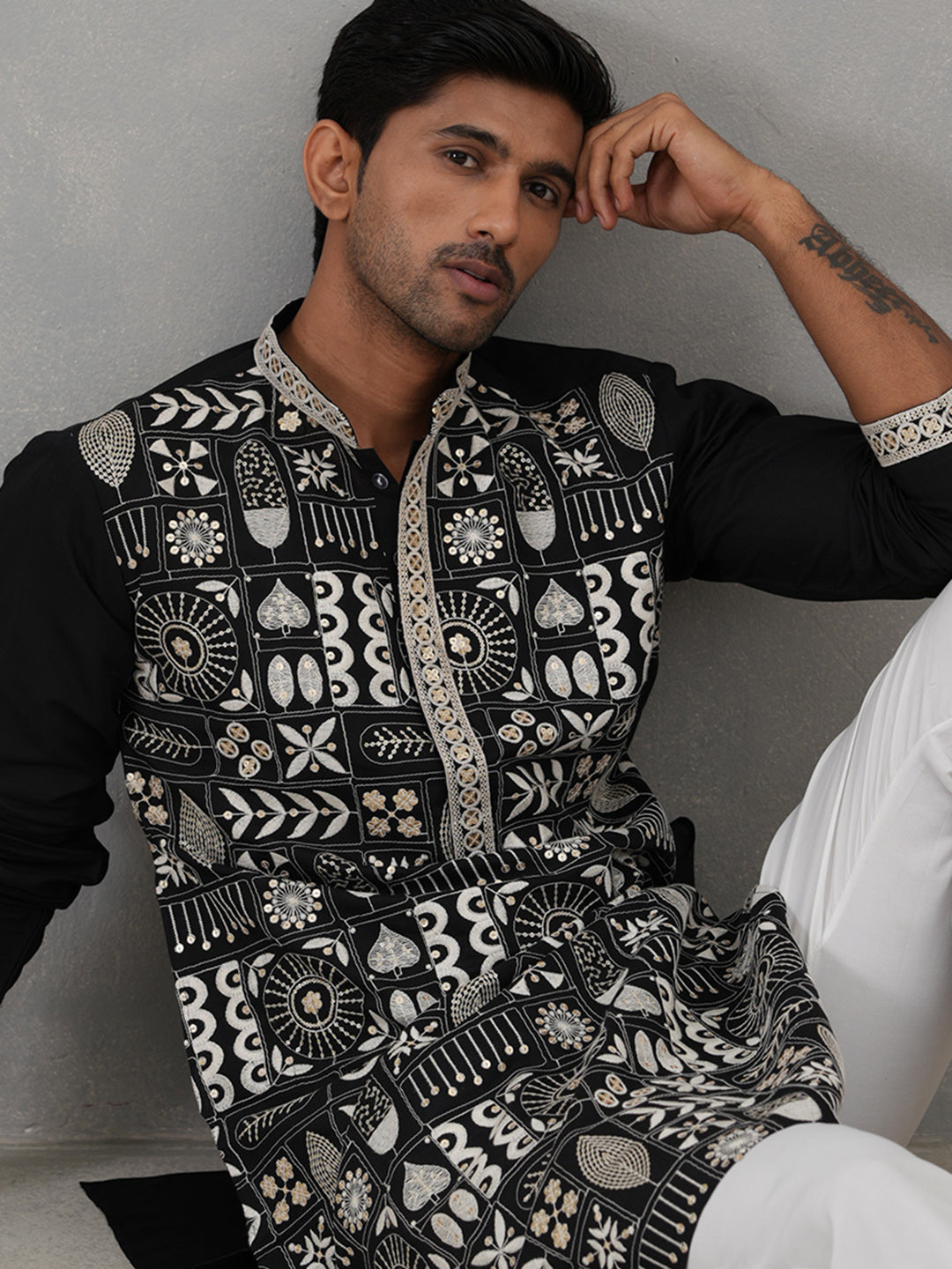 silk blend embroidered kurta pyjama set
