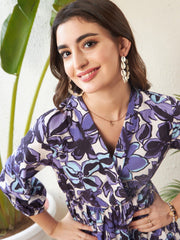 فستان نسائي متعدد الطبقات بياقة شال مزخرفة بالزهور باللون الأرجواني من ساسافراس