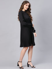 black mandrain collar pleated skater dress sfdrss1672
