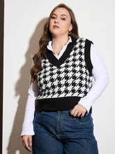 Women Black Houndstooth V-Neck Sweater Vest
