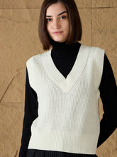 women white solid v neck sweater vest sfswsh7612