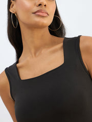 Women Black Rhombus Neck Sleeveless Bodysuit