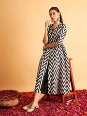 Shae by SASSAFRAS - Black Ikat Print Kali Kurta