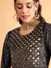 Shae by SASSAFRAS - Women Grey Velvet Front Embroidered Straight Kurta with Pants