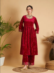 Shae by SASSAFRAS - Women Fuchsia Velvet Embroidered Gathered Kurta with Pants