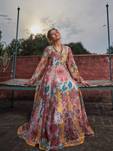 Women White Multi Floral Sweetheart Neck Anarkali Kurta