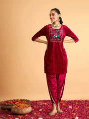 Shae by SASSAFRAS - Women Fuchsia Velvet Embroidered Short Kurta With Dhoti Pants