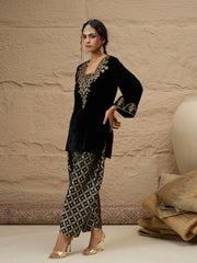 Black Velvet Embroidered Short Kurta With Farshi Salwar Shae by SASSAFRAS