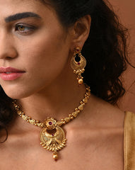 SOHI - Gold Plated Designer Stone Necklace Set