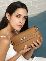 حقيبة كتف منحنية متداخلة مع جيب - بني فاتح