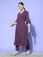 قميص نسائي من Kalini بتصميم على شكل حرف A مع ياقة قميص بلون بنفسجي مع جزء سفلي بلون متناغم