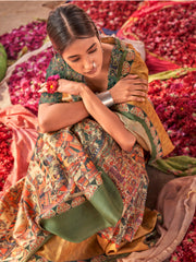 ساري نسائي بيج مطبوع من مزيج الحرير مع قطعة بلوزة