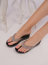 صندل أنيق مفتوح من الخلف بكعب إسفيني بارتفاع بوصتين