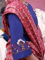 ساري نسائي وردي مطبوع من مزيج الحرير مع قطعة بلوزة