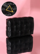 حقيبة كتف نسائية من ذا بوفي إنترواين - أسود منتصف الليل