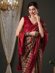 Women's Aura Silk Cream WovenDesign DesignerSaree With Blouse Piece