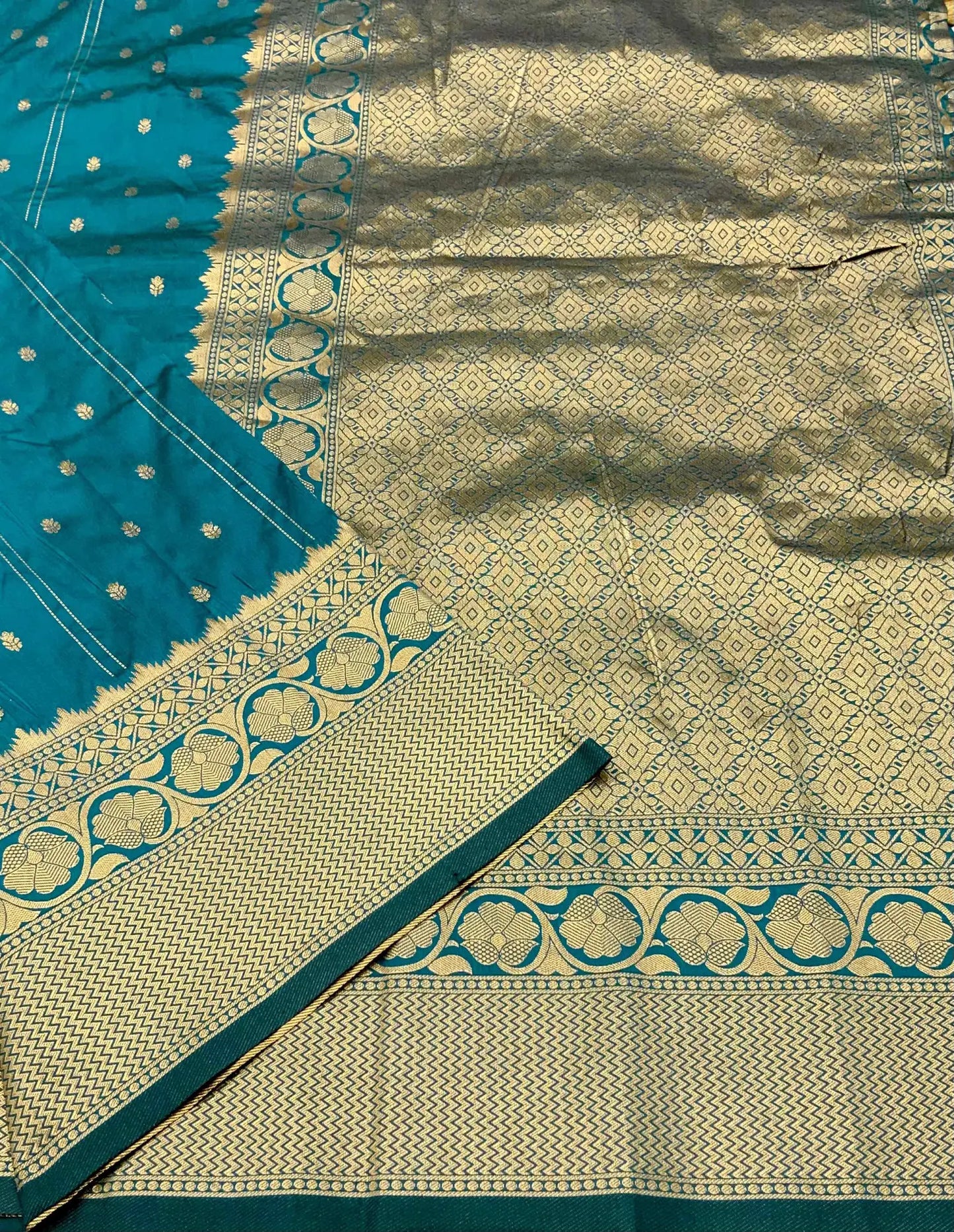 Soft-Poly-Silk-saree-with-stylish-prints-niyati