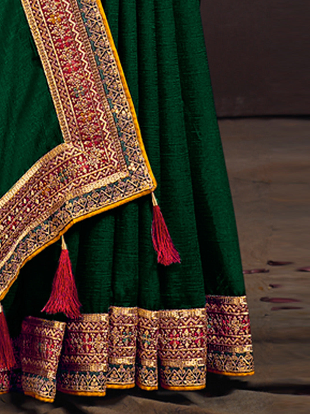 Women's Vichitra Silk Green Embroidered Designer Saree With Blouse Piece