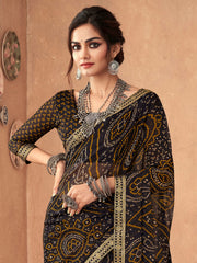 ساري نسائي أسود من الشيفون مزين بتصميم أنيق مع قطعة بلوزة