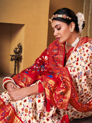 ساري نسائي من مزيج الحرير بلون أبيض كريمي بتصميم منسوج مع قطعة بلوزة