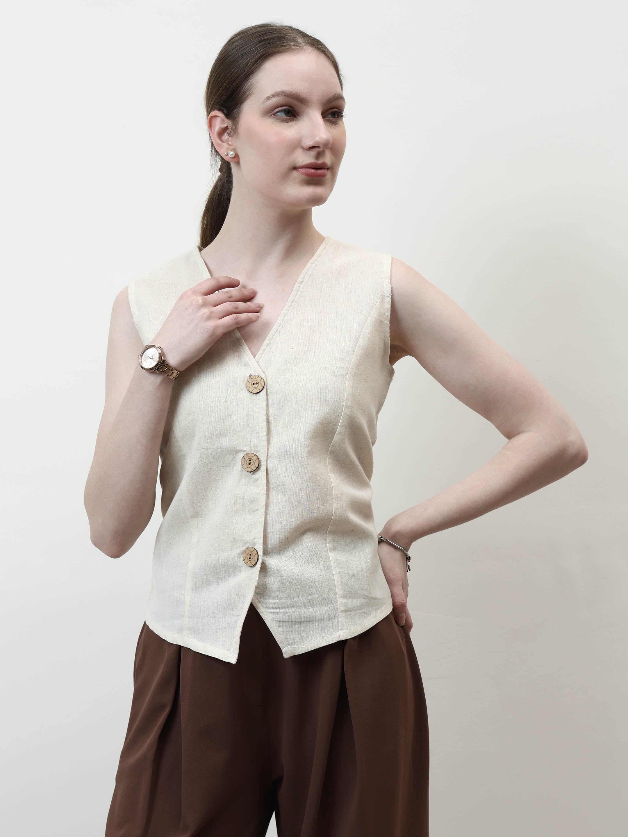 Women Solid V-Neck Linen Top