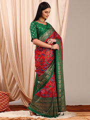 ساري نسائي أحمر مطبوع مطبوع من مزيج القطن مع قطعة بلوزة