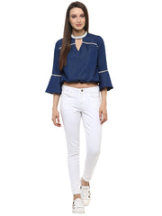 بلوزة نسائية من الدنيم بتصميم ريفي مزينة بالدانتيل