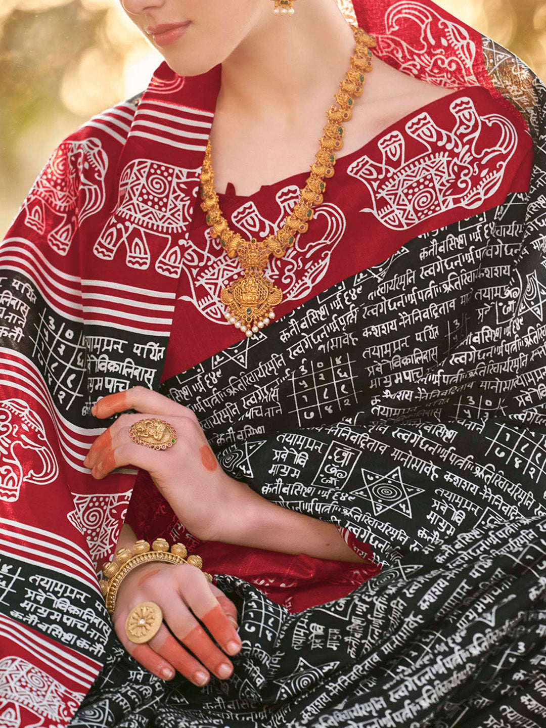 Women's Bhagalpuri Silk Black Printed Designer Saree With Blouse Piece