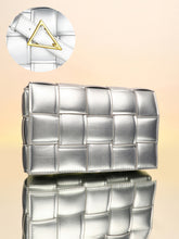 حقيبة كتف نسائية من ذا بوفي إنترواين - فضية اللون