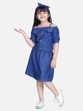 طقم تنورة وبلوزة من الجينز الأزرق الداكن للبنات