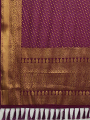 ساري نسائي من قماش جورجيت بورغندي منسوج بتصميم أنيق مع قطعة بلوزة