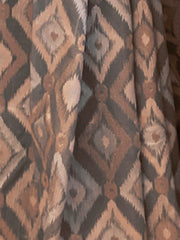 ساري نسائي رمادي اللون من الكتان الخالص بتصميم منسوج مع قطعة بلوزة