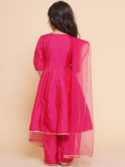 Bitiya by Bhama - Silk blend Woven Three-Quarter Sleeves Embroidered A Line Kurta And Palazzo With Dupatta Set - Pink
