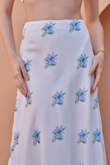 Cloud White Flared Satin Skirt