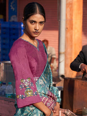 ساري نسائي أزرق مطبوع من مزيج الحرير مع قطعة بلوزة