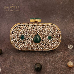 أدويتا - حقيبة كريستالية بلمسة من الزمرد