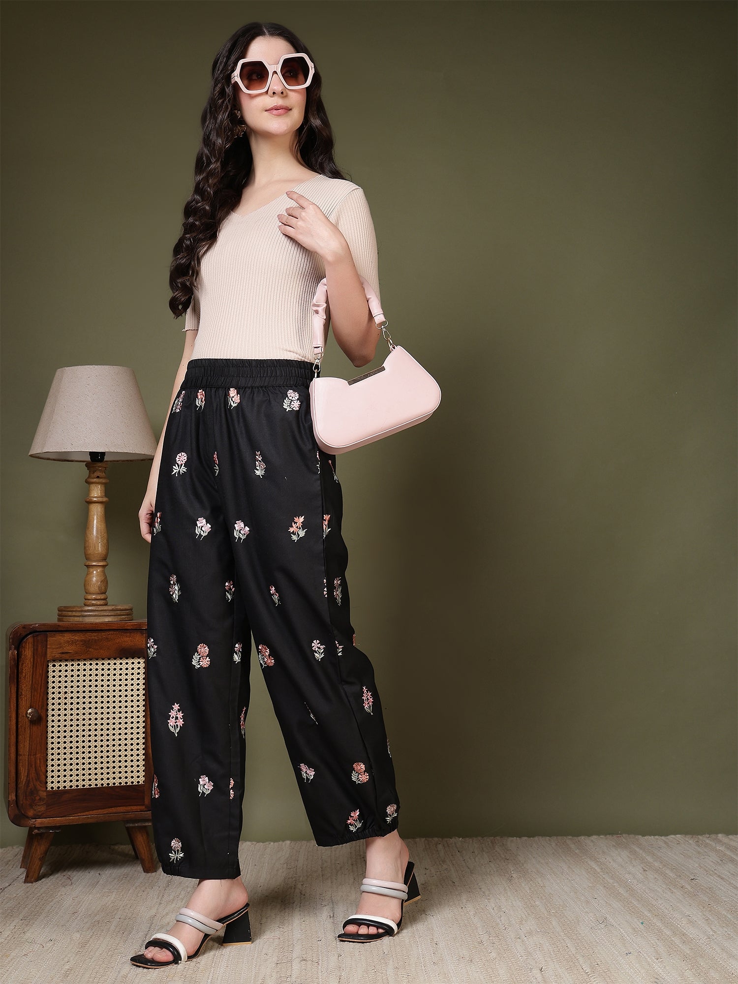 women embroidered relaxed fit elasticated waist casual trouser