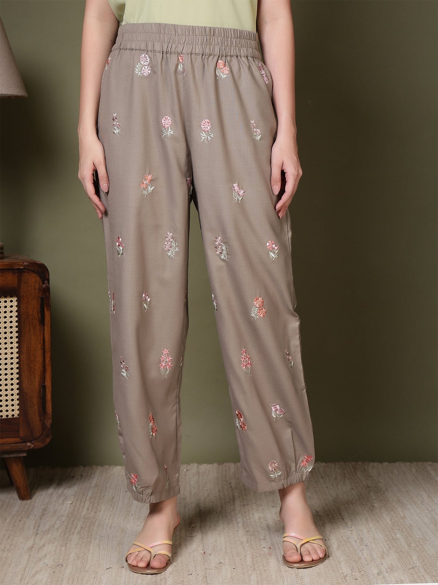 women embroidered relaxed fit elasticated waist casual trouser