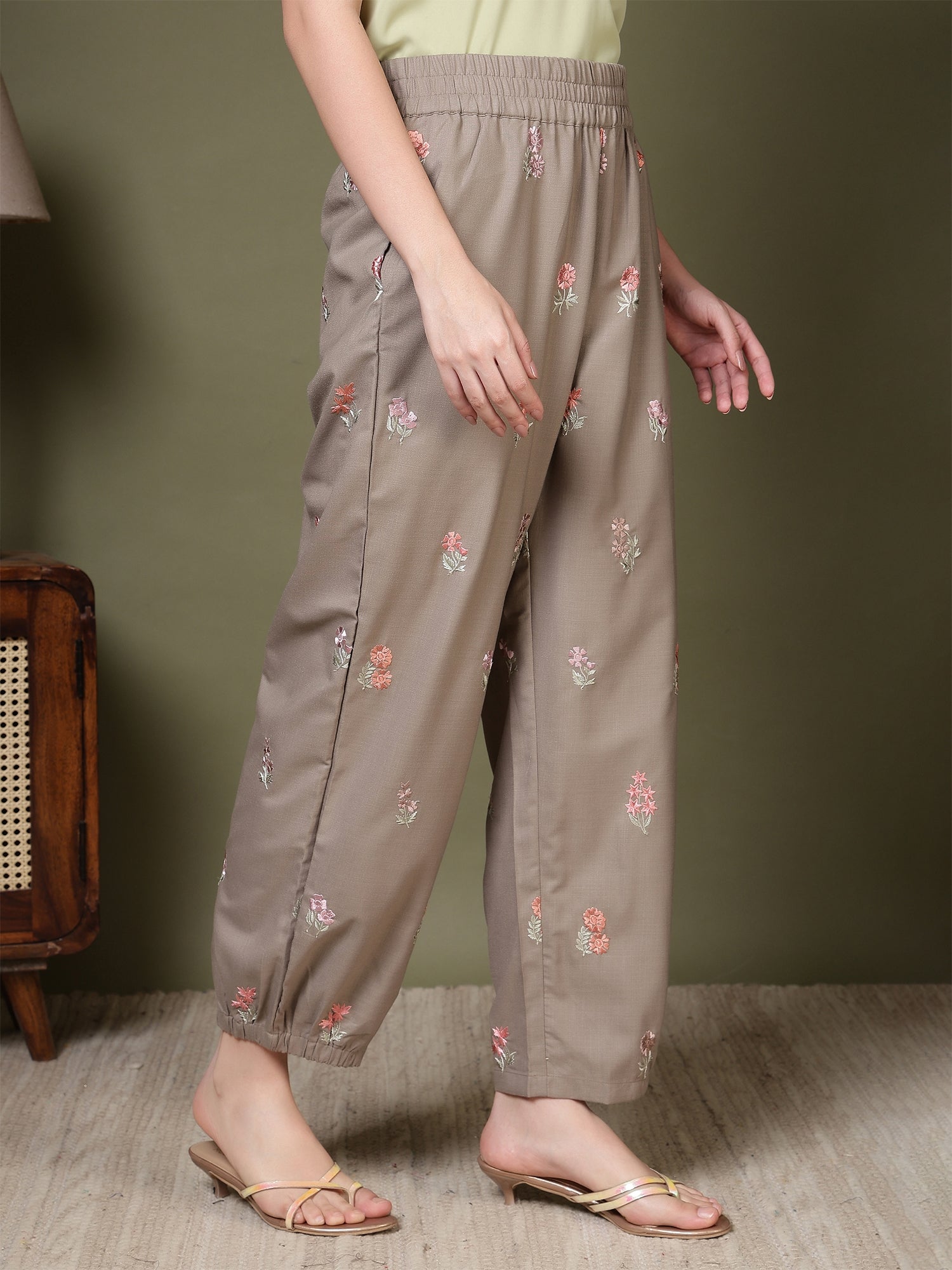 women embroidered relaxed fit elasticated waist casual trouser