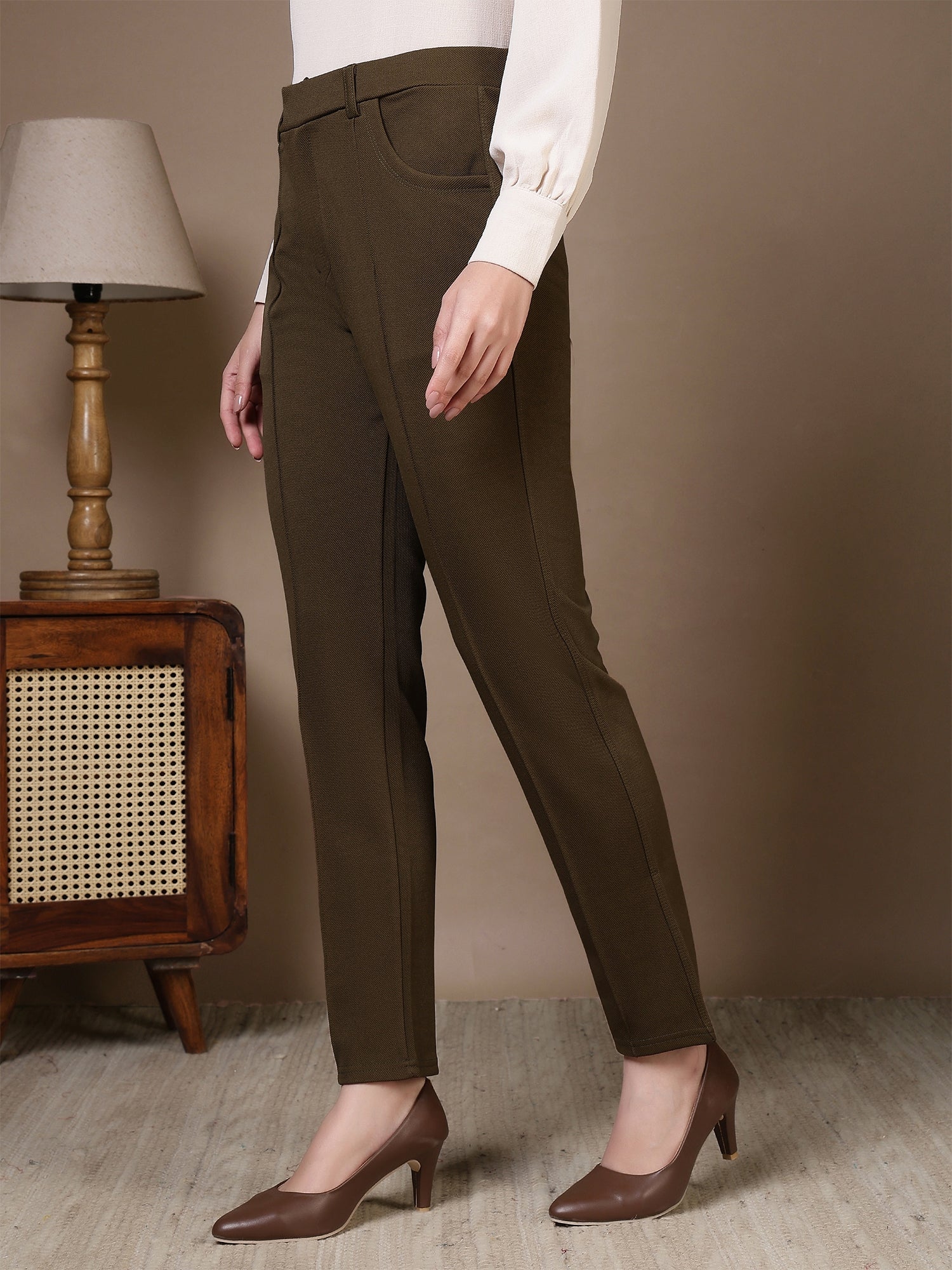 women straight fit formal trousers with front seam detailing