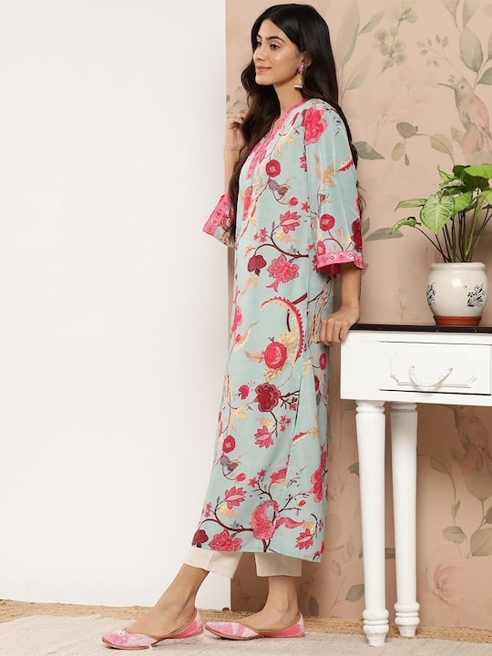Varanga - Women Sea Green Floral Printed Straight Kurta With 3/4Th Bell Sleeve.