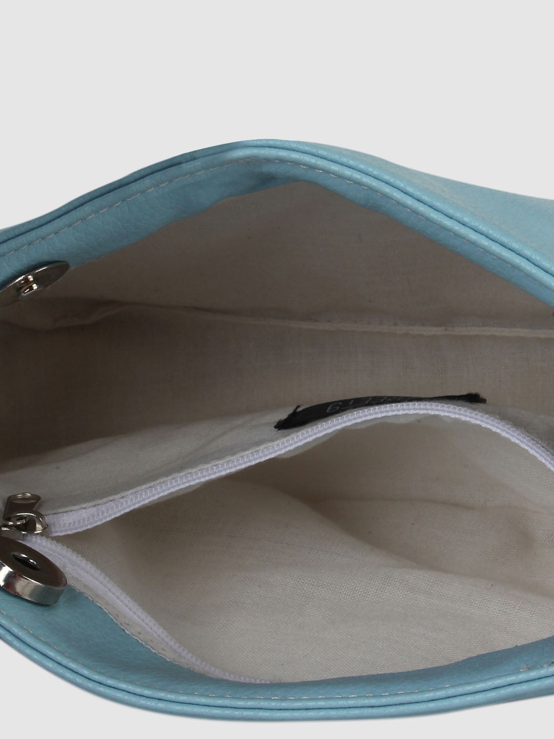 Chained Up Clutch