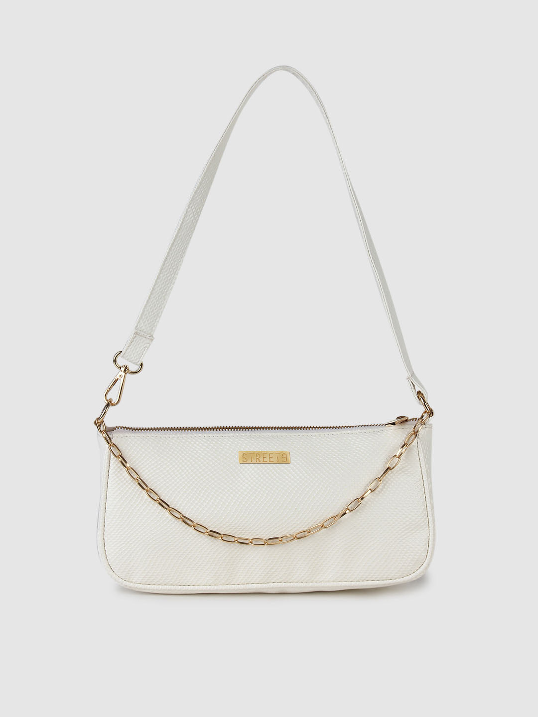 Chained Up Clutch