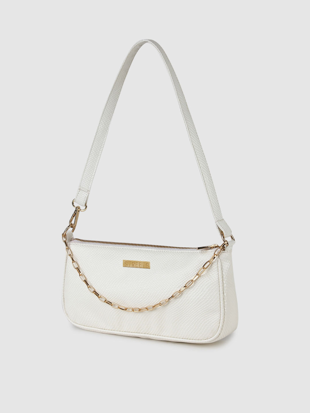 Chained Up Clutch
