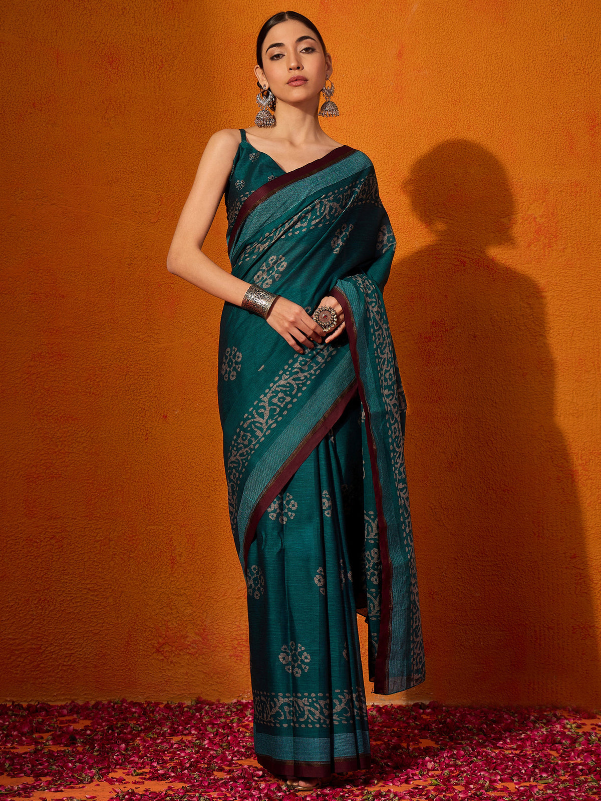 Women's Cotton Teal blue Printed Celebrity Saree With Blouse Piece