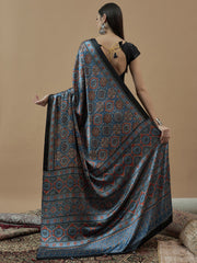 Women's Pure Crepe Printed Designer Saree With Blouse Piece