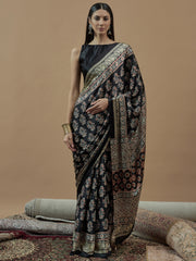 Women's Pure Crepe Printed Designer Saree With Blouse Piece