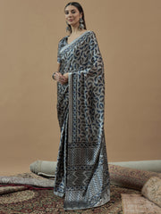 Women's Crepe Printed Designer Saree With Blouse Piece