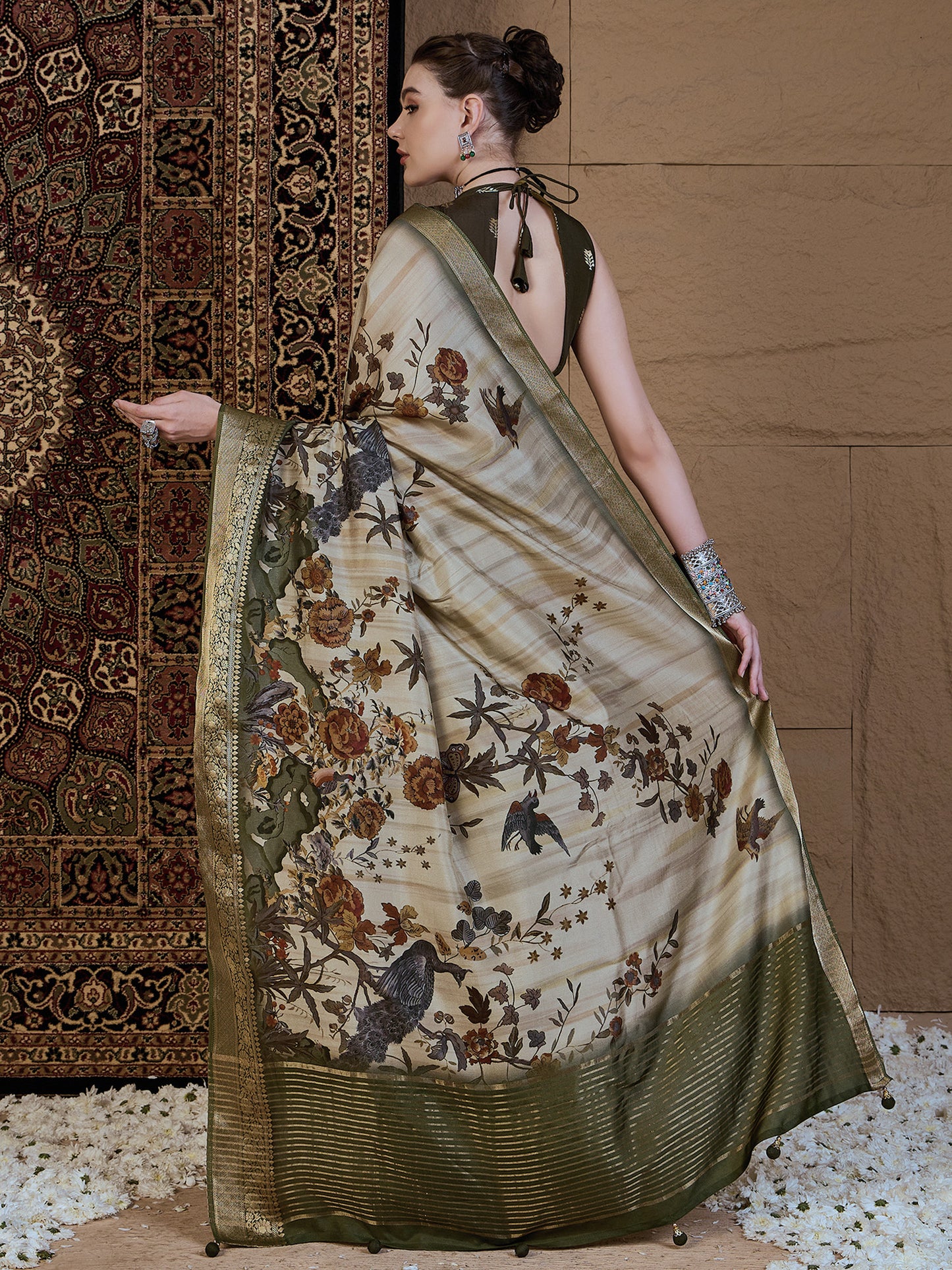 Women's Viscose Silk Beige Printed Designer Saree With Blouse Piece