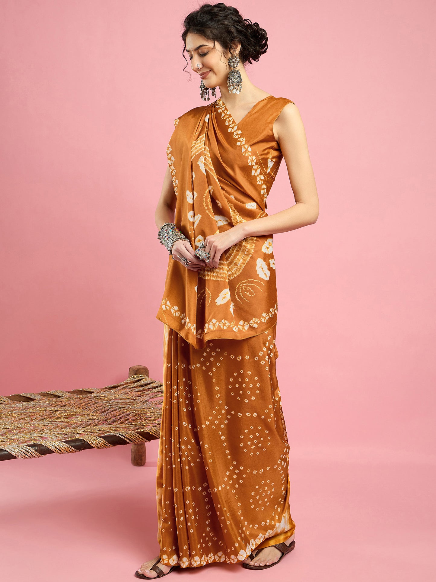 Women's Crepe Mustard Printed Designer Saree With Blouse Piece